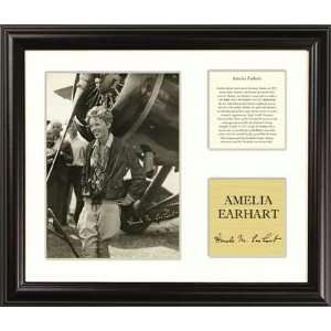   Pro Tour Memorabilia Amelia Earhart   Vintage Series 