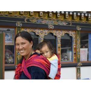  Bhutanese Mother and Child, Trongsa Dzong, Trongsa, Bhutan 