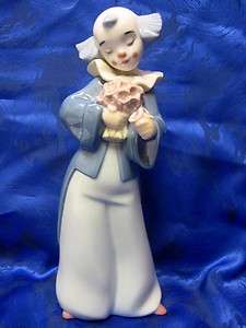 COURTEOUS CLOWN FIGURINE NAO BY LLADRO #1652  