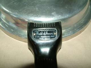    MAID OF HONOR 4 QT PRESSURE COOKER CANNER PAN VERY NICE  