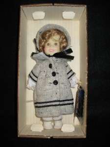 IDEAL SHIRLEY TEMPLE DOLL MIB DIMPLES 1983 8 TALL  